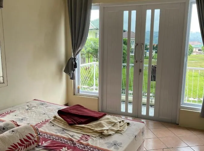 Diana Puncak Resort